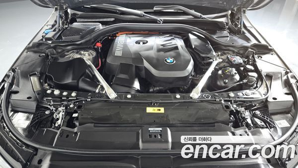 BMW 5 Series 2025, фото 6