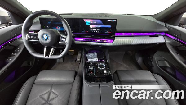 BMW 5 Series 2025, фото 10