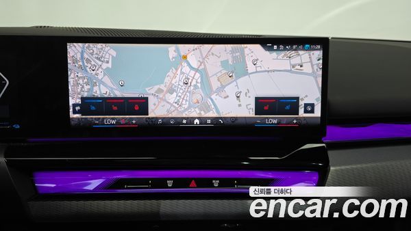 BMW 5 Series 2025, фото 18