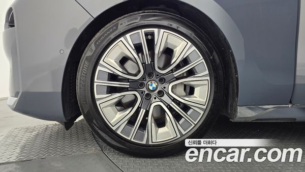 BMW 7 Series 2023, фото 5
