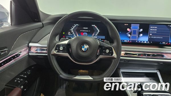 BMW 7 Series 2023, фото 20