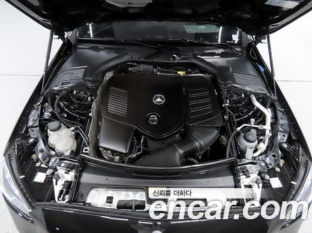 Mercedes-Benz C-Class 2024, фото 6