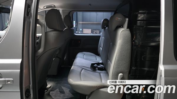 Hyundai Grand Starex 2021, фото 16
