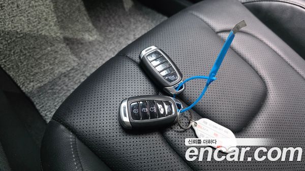 Hyundai Elantra 2023, фото 22