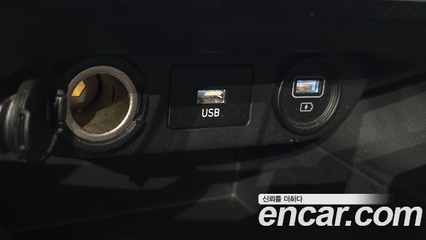 Hyundai Elantra 2023, фото 30