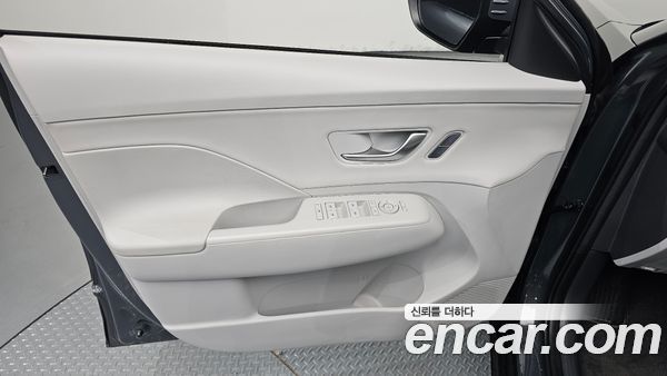 Hyundai Kona 2025, фото 14
