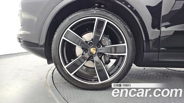 Porsche Cayenne 2023, фото 5