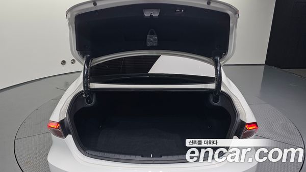 Hyundai Grandeur 2022, фото 24
