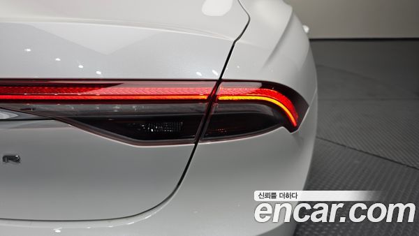 Hyundai Grandeur 2022, фото 9
