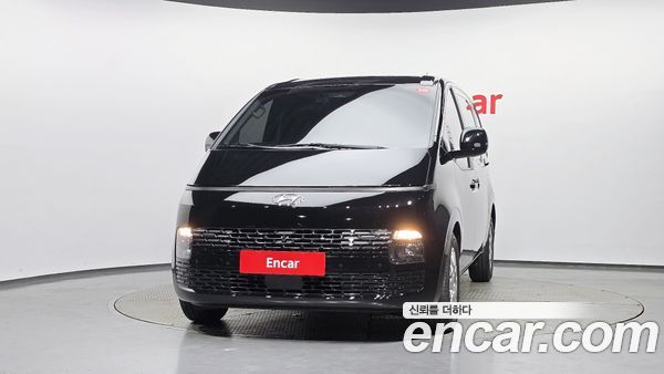 Hyundai Staria 2023, фото 3