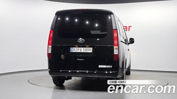 Hyundai Staria 2023, фото 4