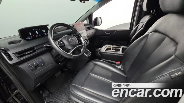 Hyundai Staria 2023, фото 10