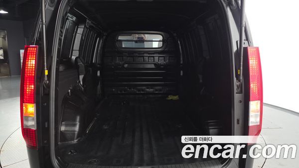 Hyundai Staria 2023, фото 21