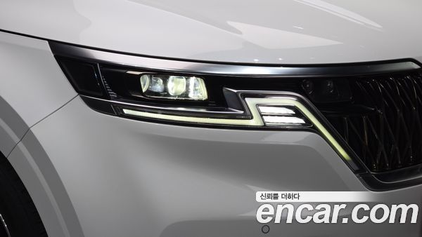 Kia Carnival 2021, фото 8