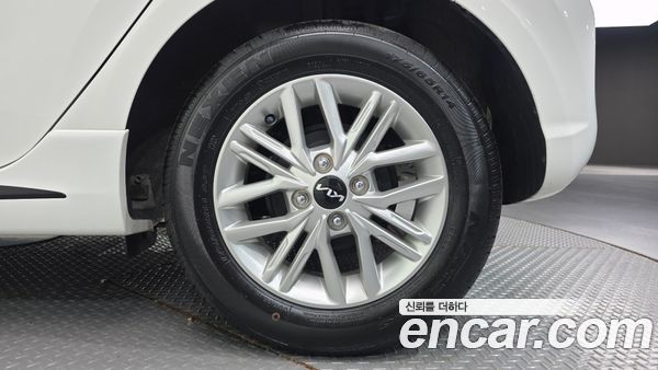 Kia Picanto 2023, фото 5
