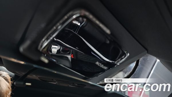 Audi Q8 2021, фото 35