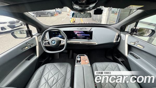 BMW iX 2024, фото 7