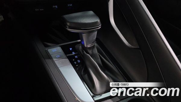 Hyundai Elantra 2022, фото 9