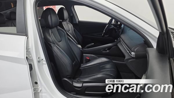 Hyundai Elantra 2022, фото 12