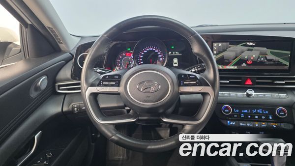 Hyundai Elantra 2022, фото 13