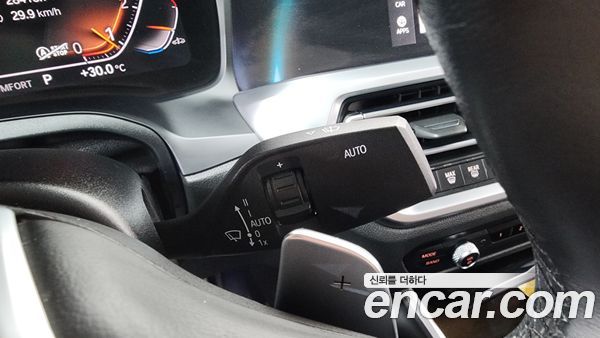 BMW 3 Series 2021, фото 30
