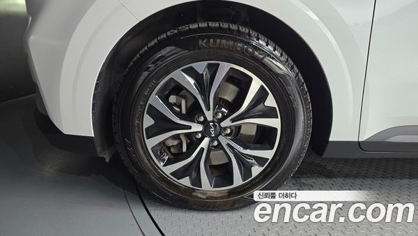 Kia Carnival 2023, фото 5