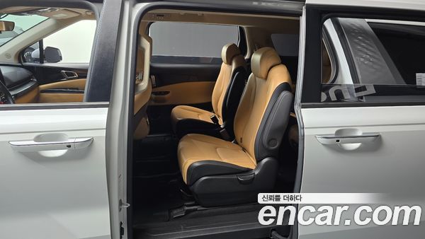 Kia Carnival 2023, фото 16