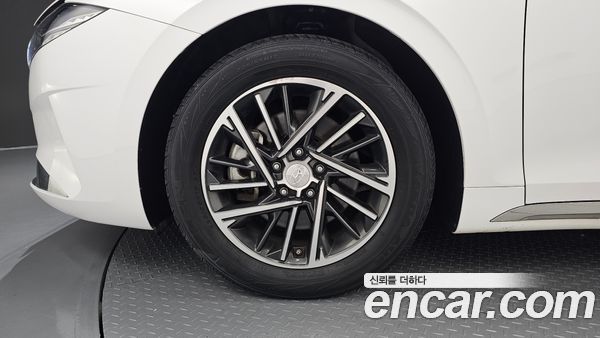 Hyundai Grandeur 2023, фото 5