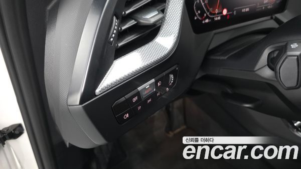 BMW 1 Series 2022, фото 23