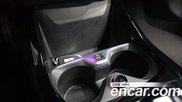 BMW 1 Series 2022, фото 15