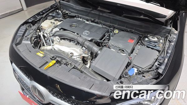 Mercedes-Benz GLB 2023, фото 6