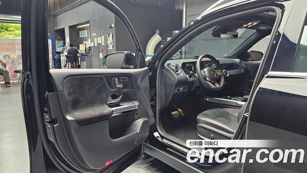 Mercedes-Benz GLB 2023, фото 13