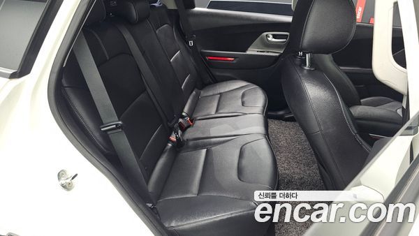 Kia Niro 2023, фото 11