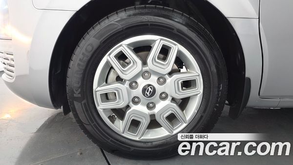 Hyundai Staria 2025, фото 5