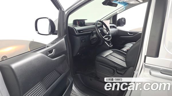Hyundai Staria 2025, фото 10