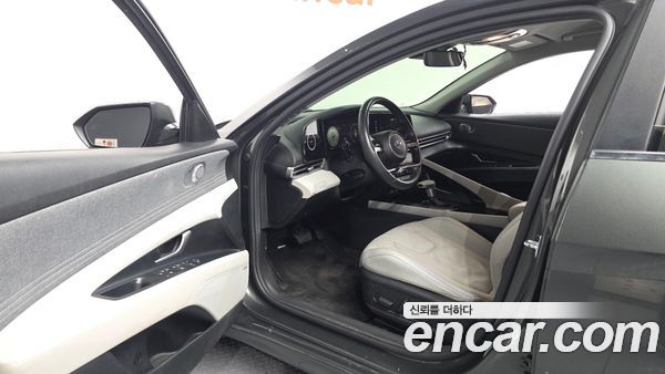 Hyundai Elantra 2021, фото 10