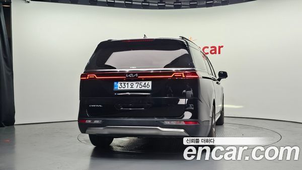 Kia Carnival 2023, фото 4