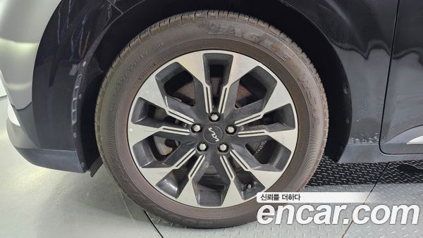 Kia Carnival 2023, фото 5