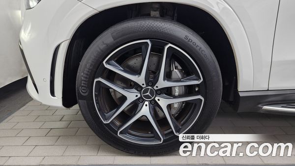Mercedes-Benz GLE 2023, фото 5