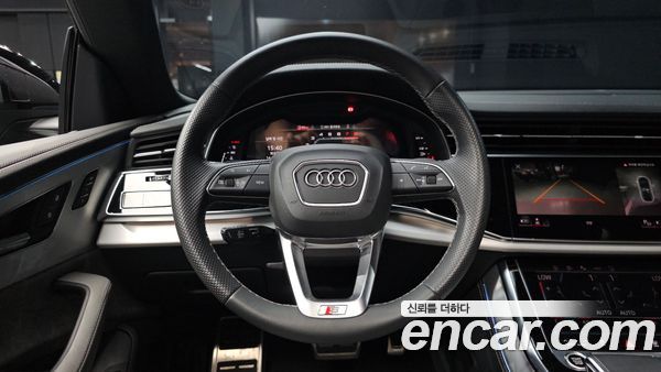 Audi Q8 2022, фото 13