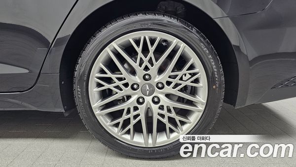 Genesis G70 2022, фото 6