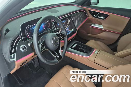 Mercedes-Benz E-Class 2024, фото 9