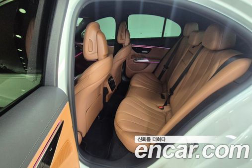 Mercedes-Benz E-Class 2024, фото 10