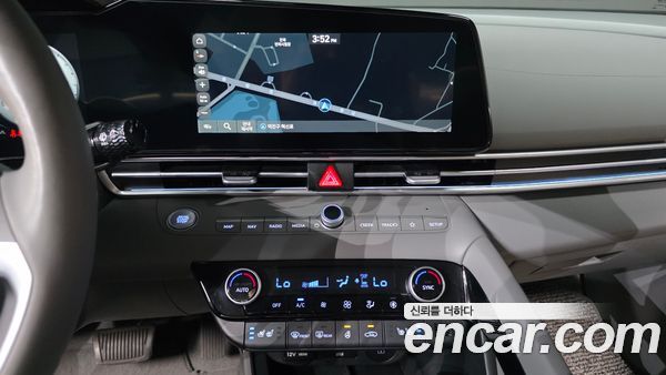 Hyundai Elantra 2024, фото 14
