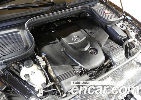 Mercedes-Benz GLE 2023, фото 6