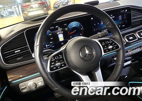 Mercedes-Benz GLE 2023, фото 12