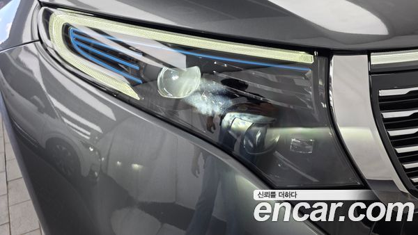 Mercedes-Benz EQC 2020, фото 8