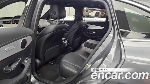 Mercedes-Benz EQC 2020, фото 16