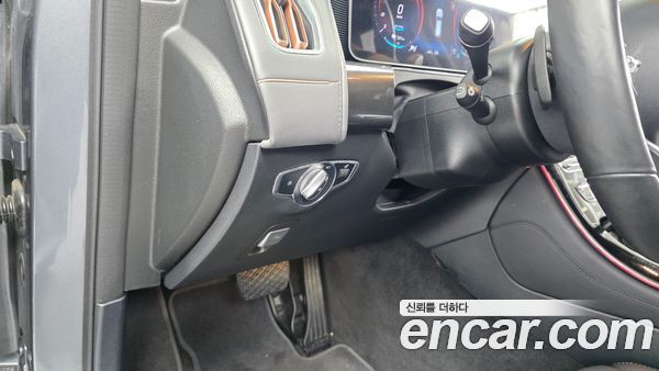 Mercedes-Benz EQC 2020, фото 30