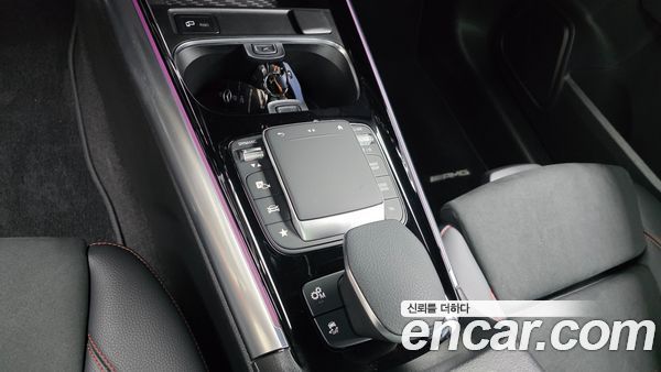 Mercedes-Benz GLA 2021, фото 11